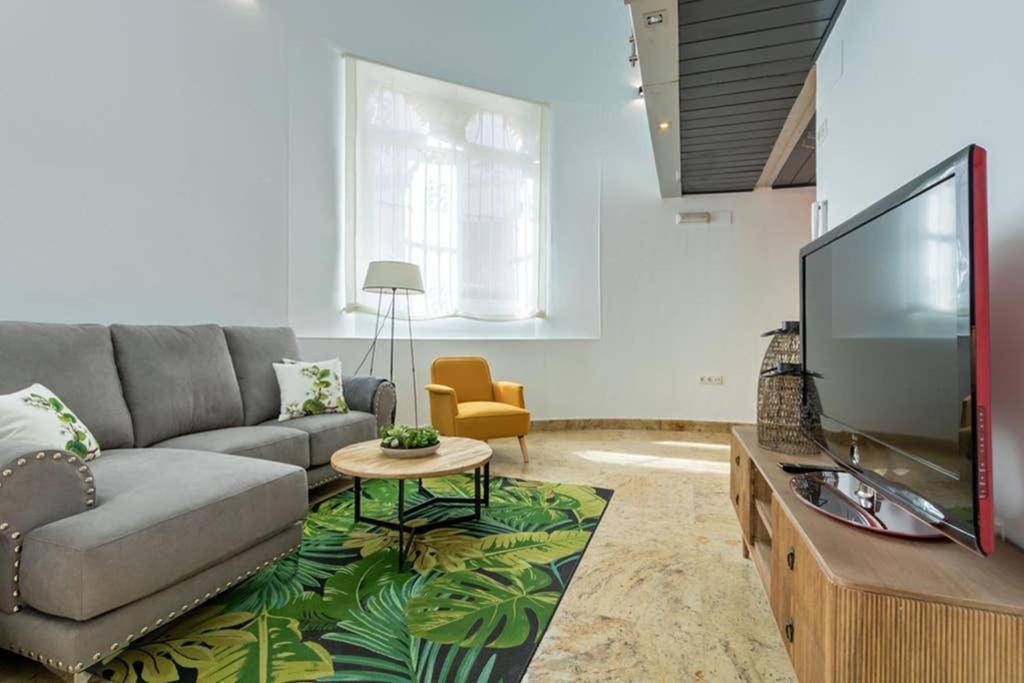 Becas Alameda Duplex By Valcambre Apartment Севиля Екстериор снимка